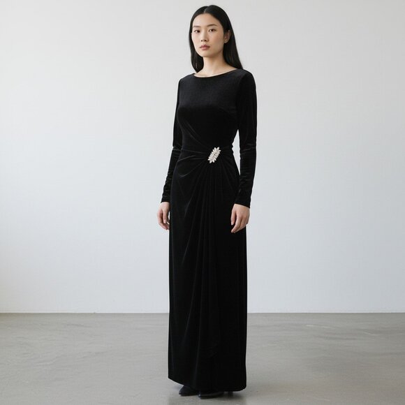 Jeffrey and Dara Black Velvet Evening Dress - Picture 2 of 7